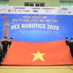Lễ chào cờ - Khai mạc vòng chung kết Quốc gia